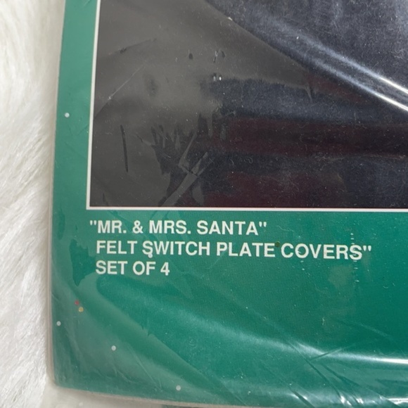 Vintage NWT Mr and Mrs Santa felt switch plate covers set of four - Picture 2 of 6